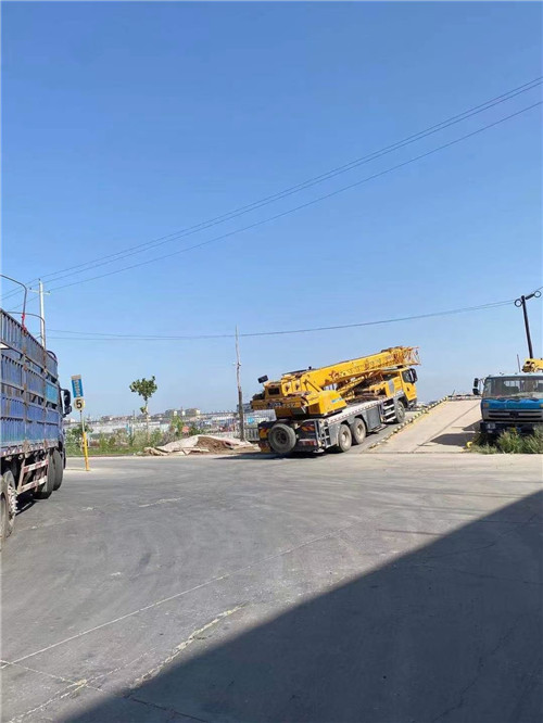 太仓市25吨吊车的租赁价格大概是多少？