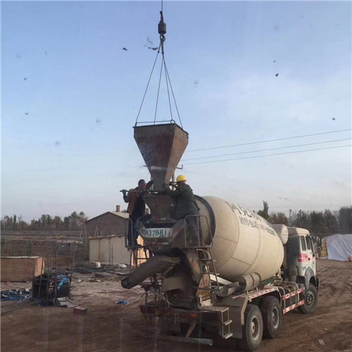 太仓市“精准瞄准”—— 吊车的 “定位导航” 技术