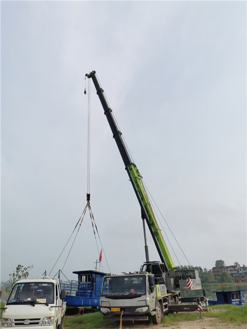 太仓市桥梁建设吊装案例